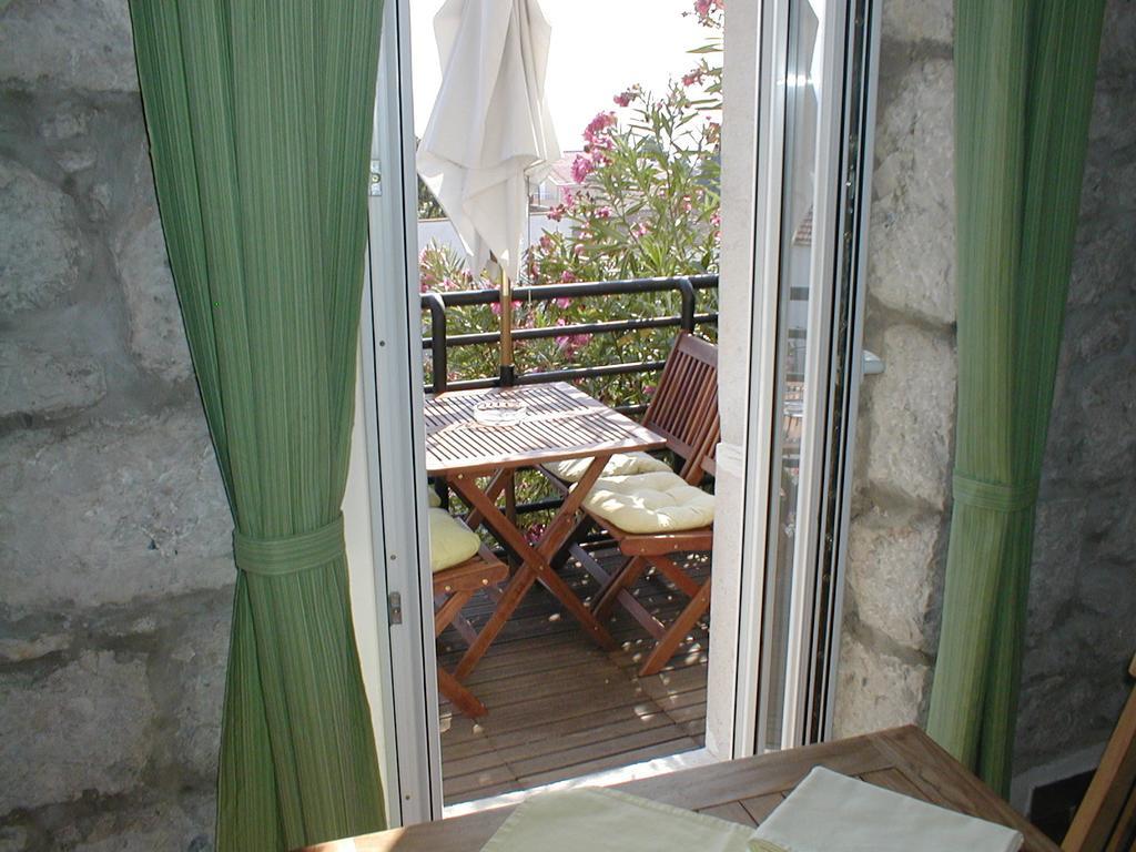 גראדאץ Apartments Mirela מראה חיצוני תמונה