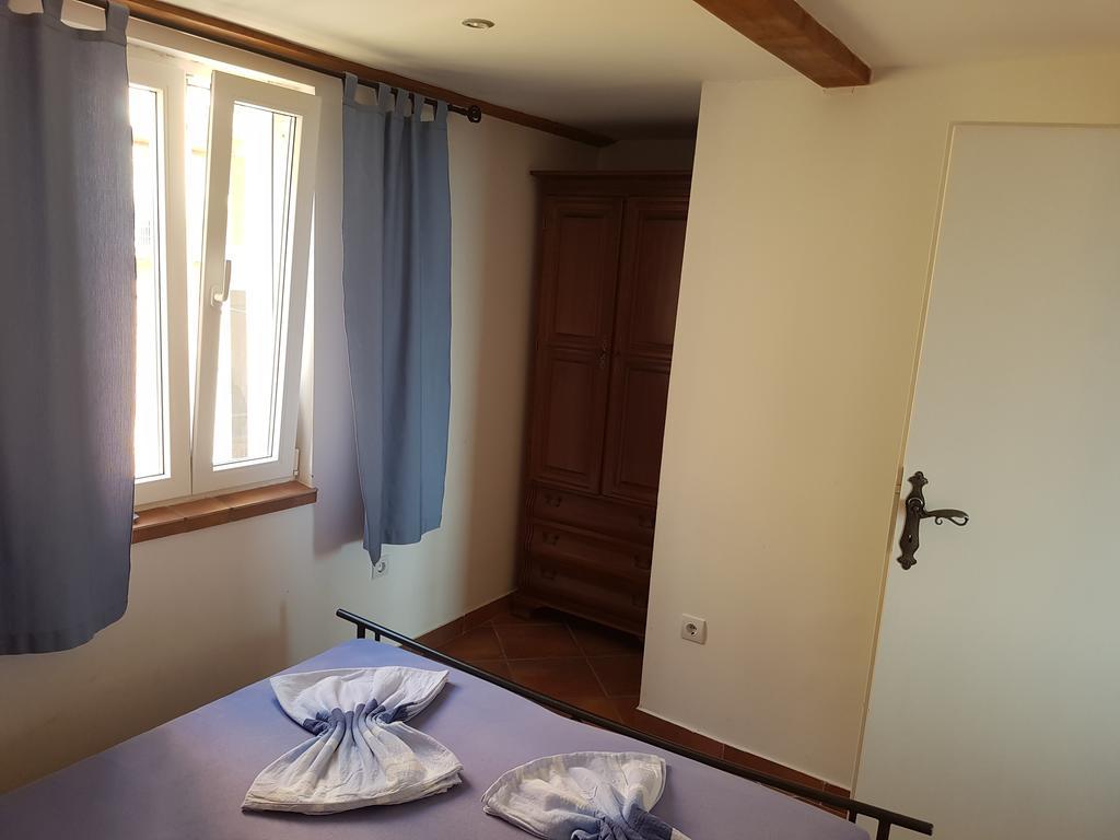 גראדאץ Apartments Mirela מראה חיצוני תמונה