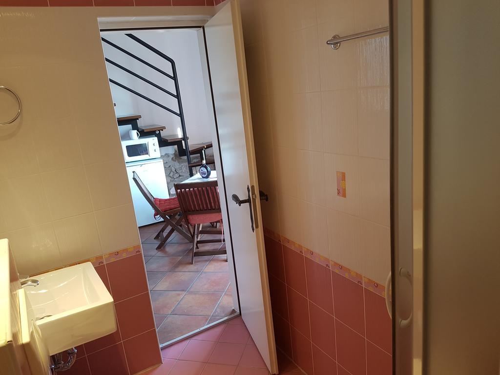 גראדאץ Apartments Mirela מראה חיצוני תמונה
